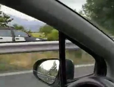 Σοκ! Ηλικιωμένος προκάλεσε τροχαίο στην εθνική οδό Κορίνθου-Τριπόλεως οδηγώντας ανάποδα (βίντεο)